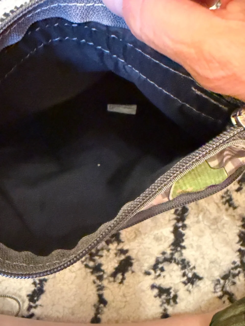 LeSportsac Fruit/ Veggie Farmers Market Three Zipper Crossbody Bag Purse Retired